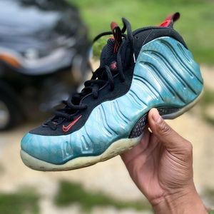 Nike Foamposite Almost Brand New Size 12